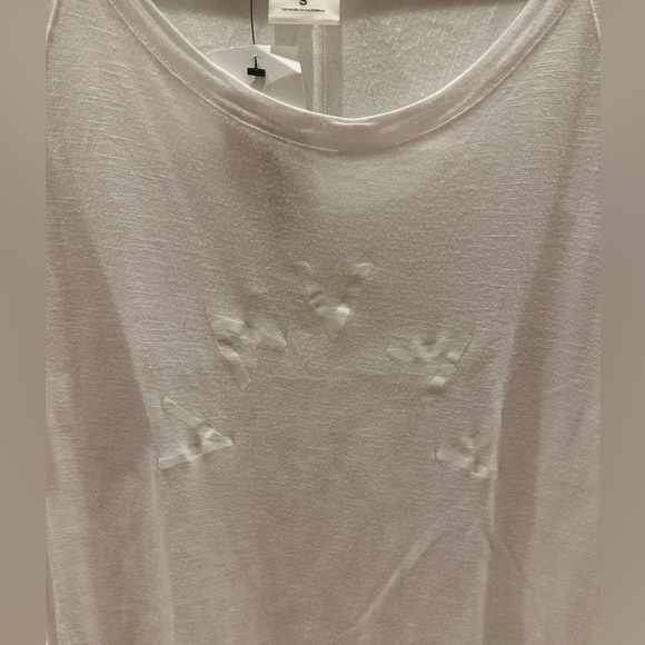 Varley White logo tee size small - Picture 2 of 3